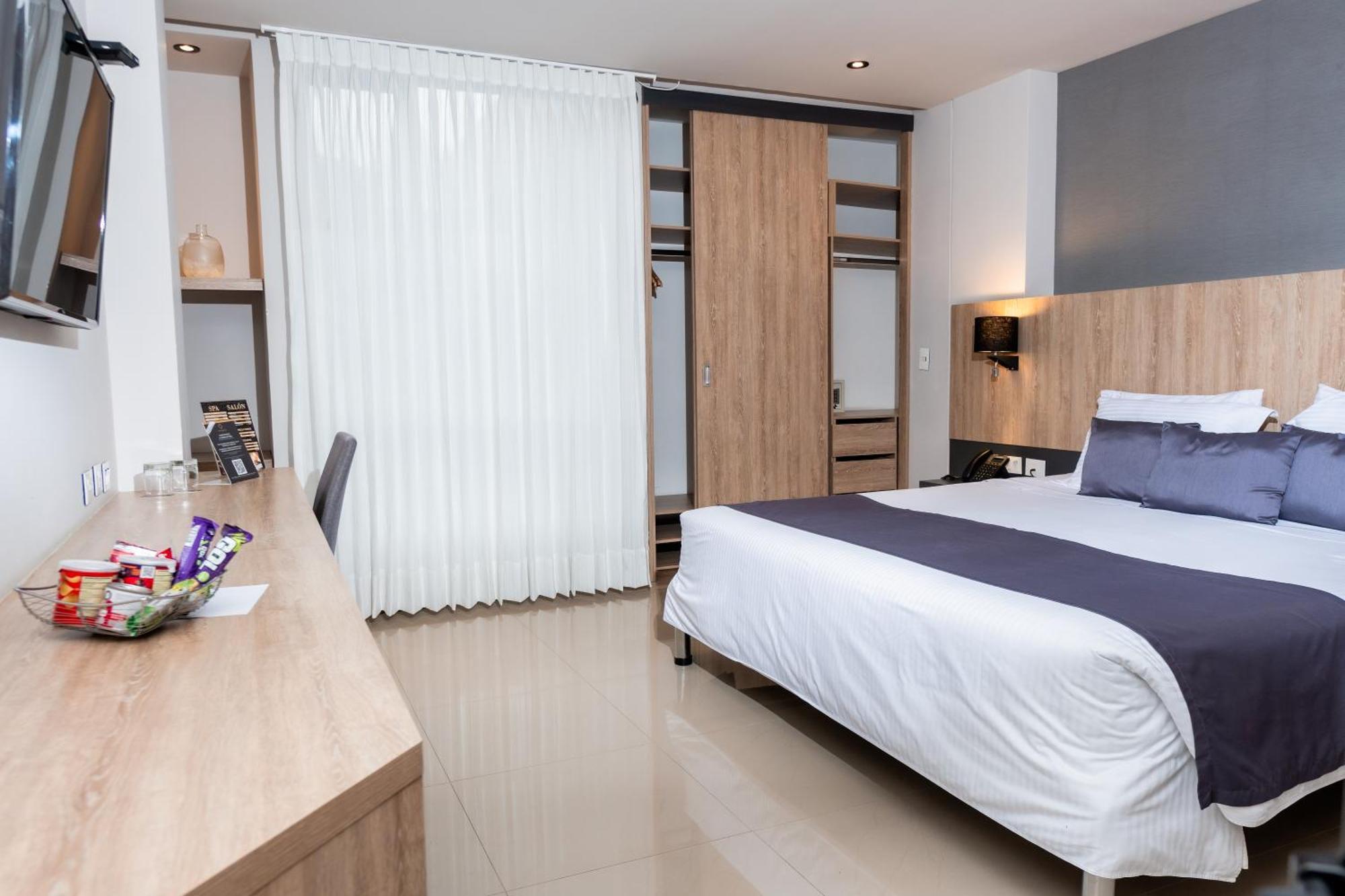 Hotel Plaza Del Lili Кали Экстерьер фото