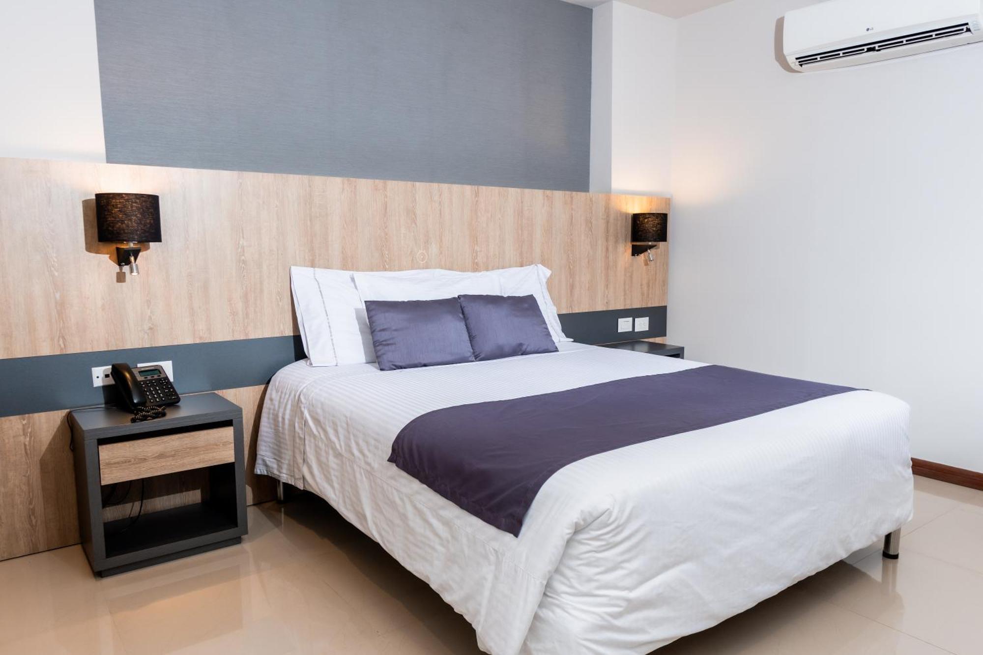 Hotel Plaza Del Lili Кали Экстерьер фото
